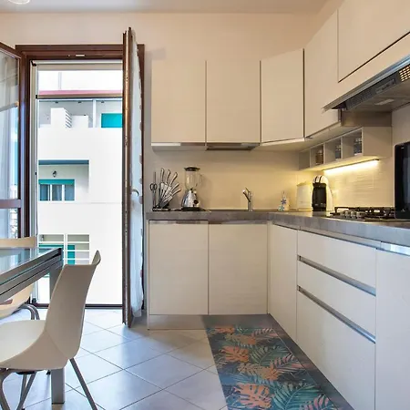 Tidy House * Αλγκέρο