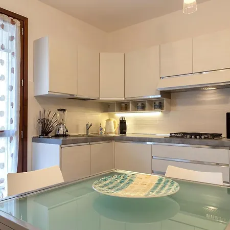 Tidy House *