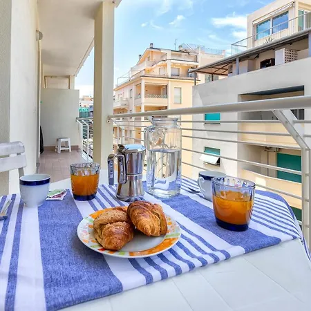 Tidy House Apartment