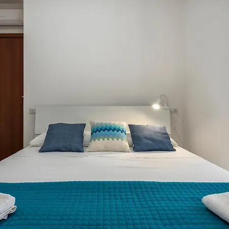 Tidy House Апартаменты
